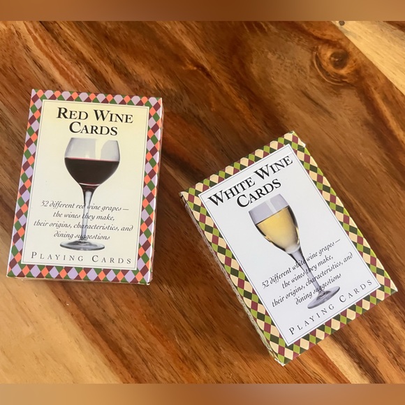 INKSTONE Other - 2 Decks of Playing Cards White Wine and Red Wine Varietal Information
